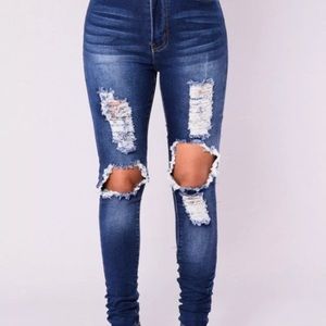 Fashion Nova size 7 Jeans